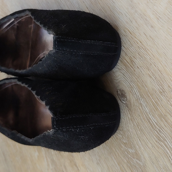 Joan & David Dahayli Black Suede Pointed Flat Shoes - Picture 3 of 11